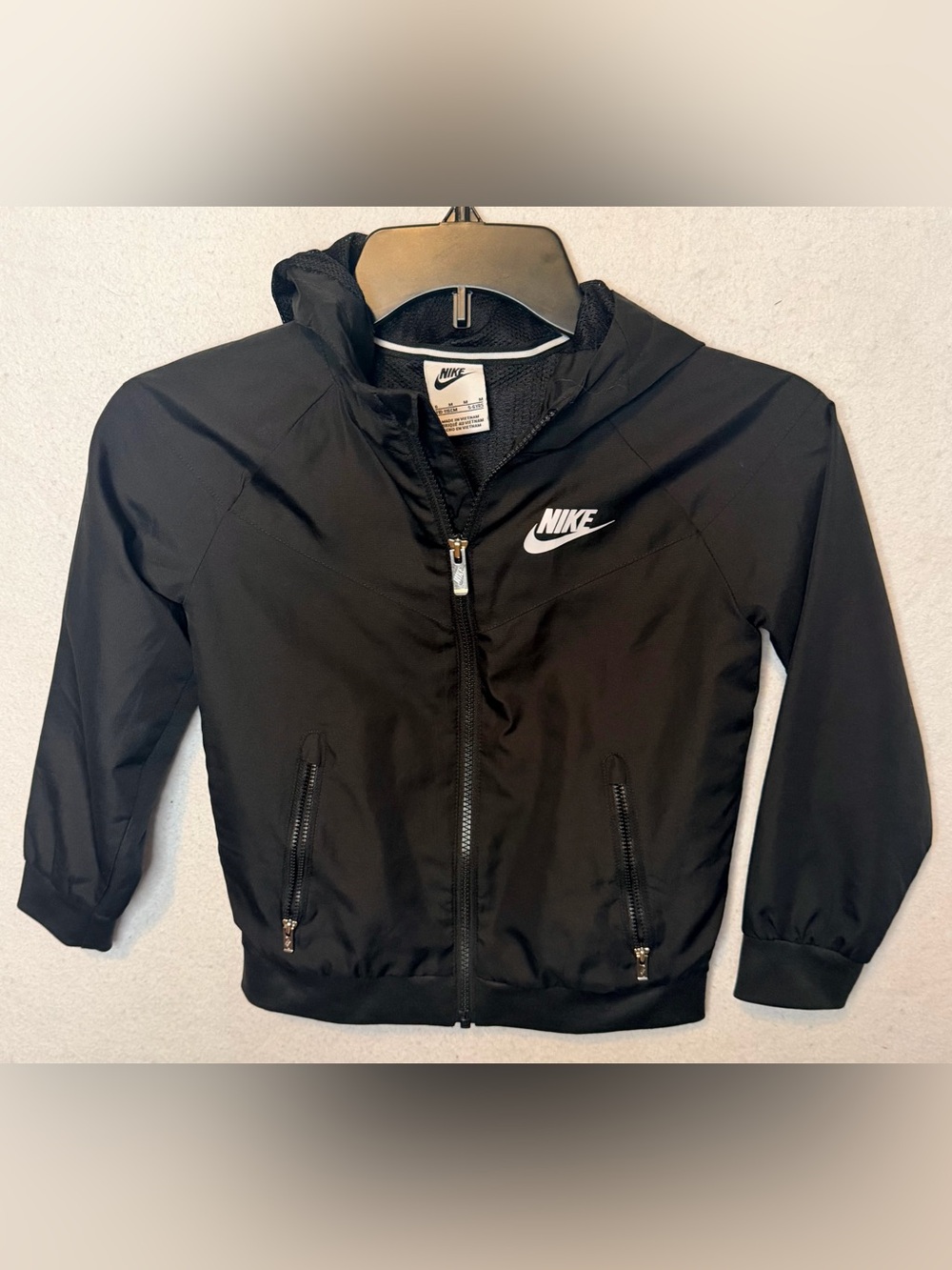 Nike Kids Black Hooded Full Zip Windbreaker Jacket Size 6 / 5–6 Years